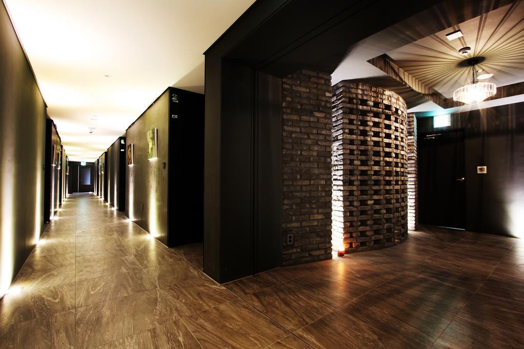 Sr Design Hotel Yongin Exterior foto